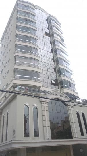 Apartamento para Venda em Itapema / SC no bairro MEIA PRAIA