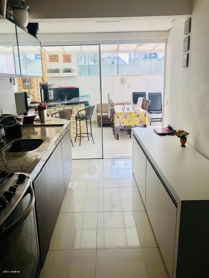 Apartamento 2 Quartos para Venda em Balneário Camboriú / SC no bairro CENTRO