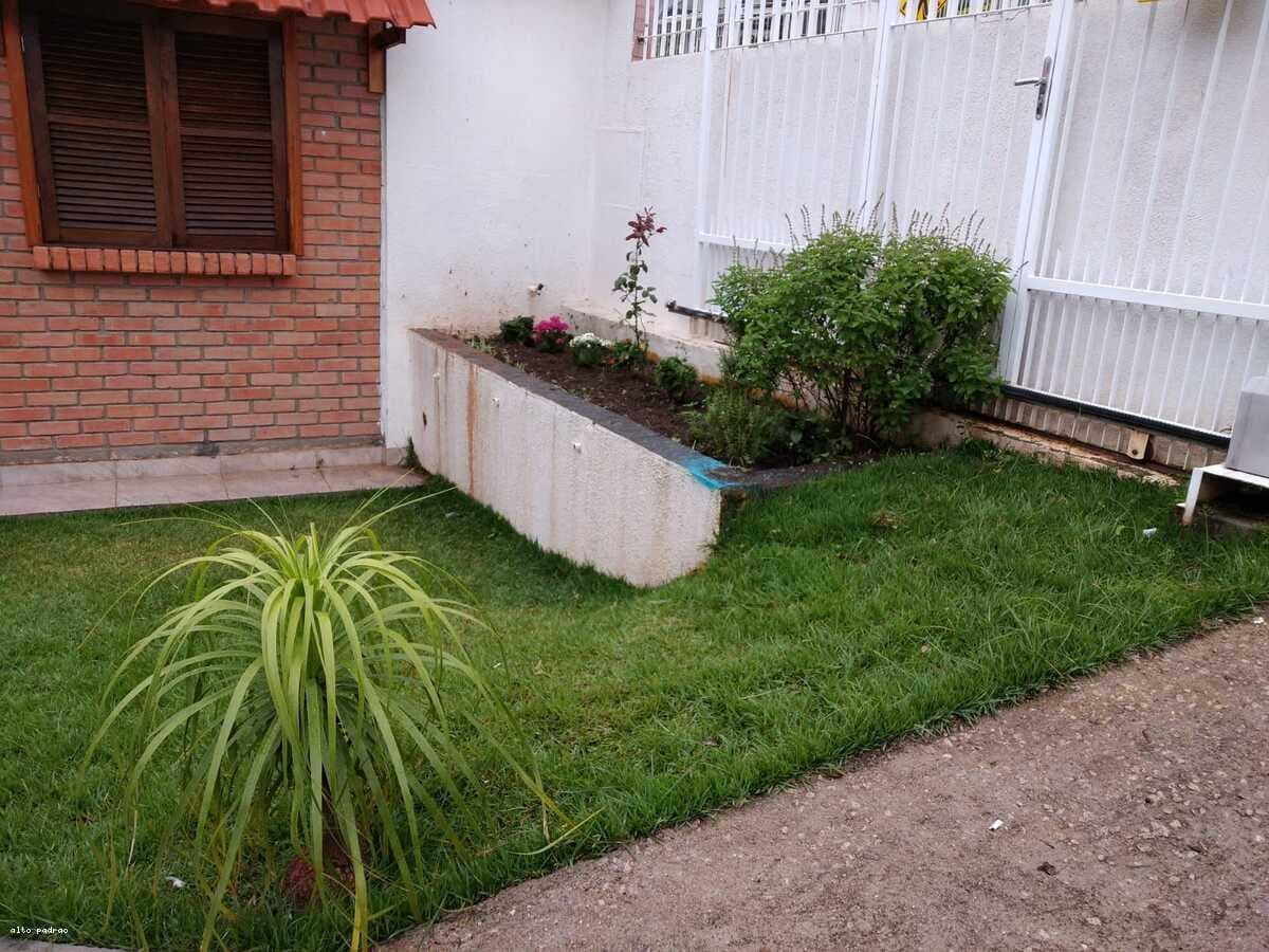 Casa 3 dormitórios para Venda em Florianópolis / SC no bairro Coqueiros