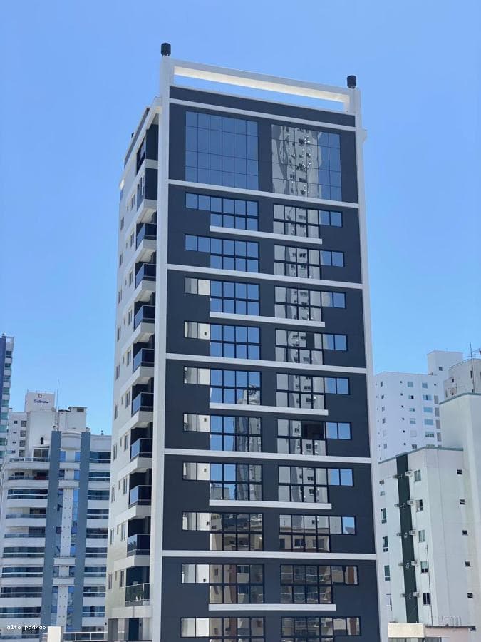 Cobertura para Venda em Balneário Camboriú / SC no bairro CENTRO