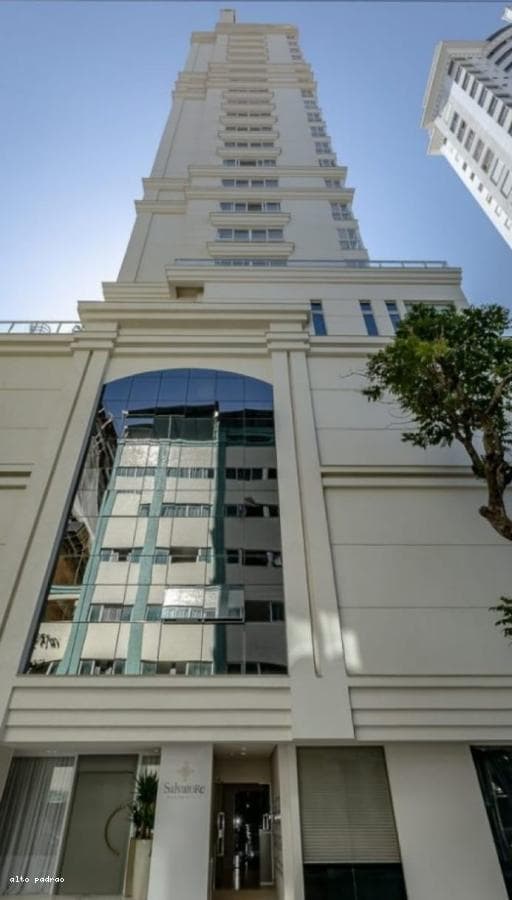Apartamento 3 Quartos para Venda em Balneário Camboriú / SC no bairro CENTRO