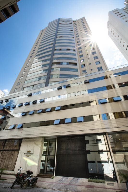 Apartamento 3 Quartos para Venda em Balneário Camboriú / SC no bairro CENTRO