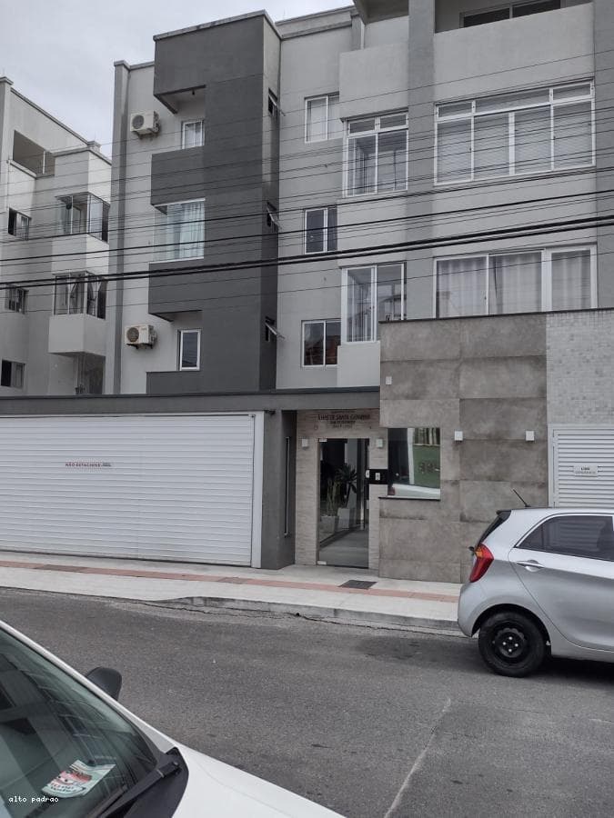 Apartamento 2 Quartos para Venda em Balneário Camboriú / SC no bairro CENTRO