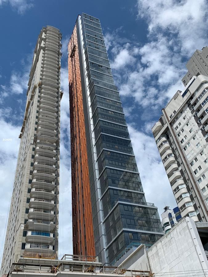 Apartamento para Venda em Balneário Camboriú / SC no bairro CENTRO