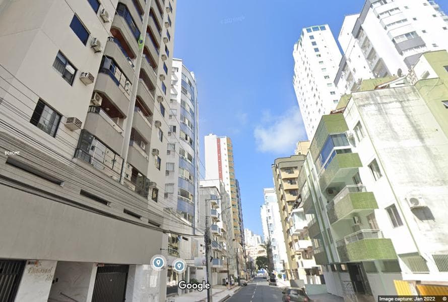 Apartamento 3 Quartos para Locação em Balneário Camboriú / SC no bairro CENTRO