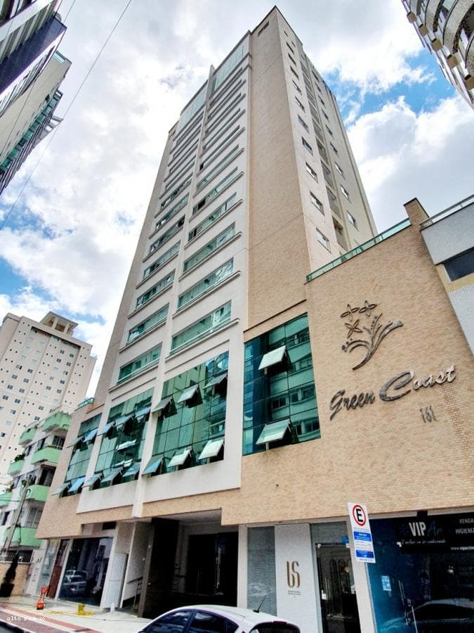 Apartamento 3 dormitórios para Venda em Balneário Camboriú / SC no bairro CENTRO