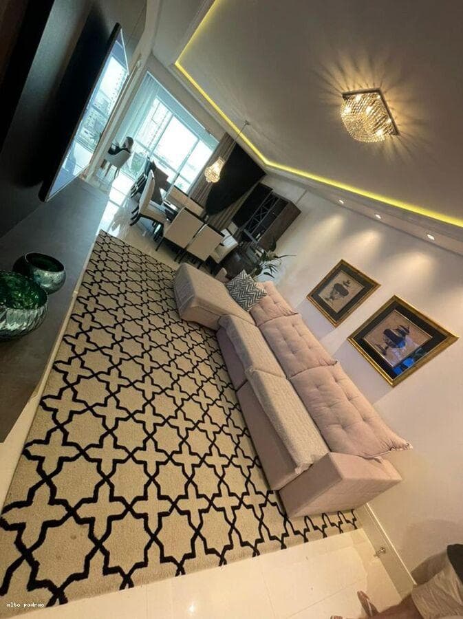 Apartamento 3 Quartos para Venda em Itapema / SC no bairro CENTRO