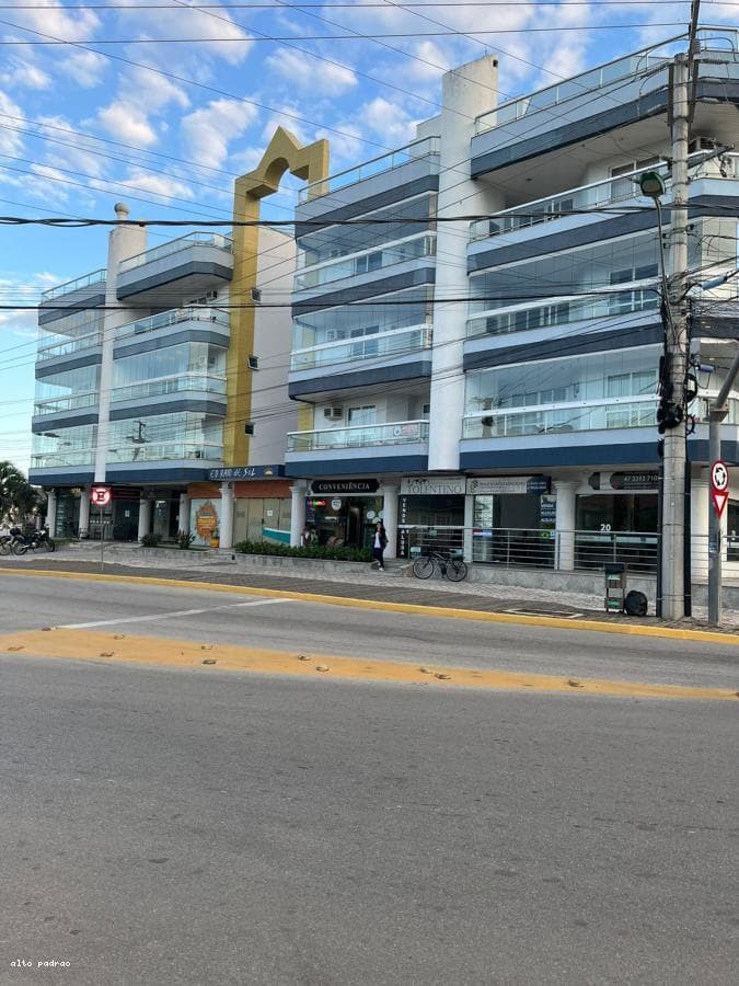 Apartamento 3 Quartos para Venda em Bombinhas / SC no bairro CENTRO